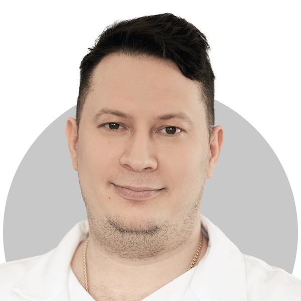 Майненгер Максим Сергеевич